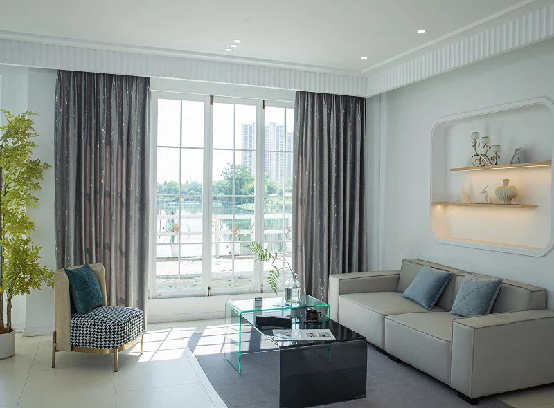 Holland Velvet Gardin med Lynmønster og Sølvfolie