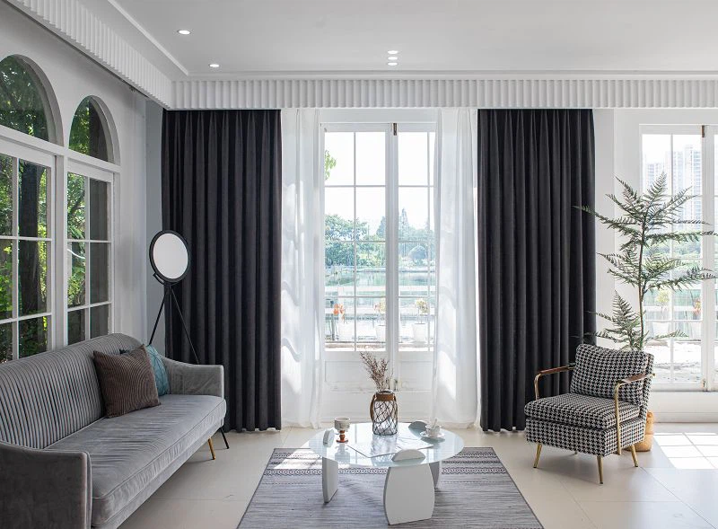 Almindeligt solidt børstet gardinstof